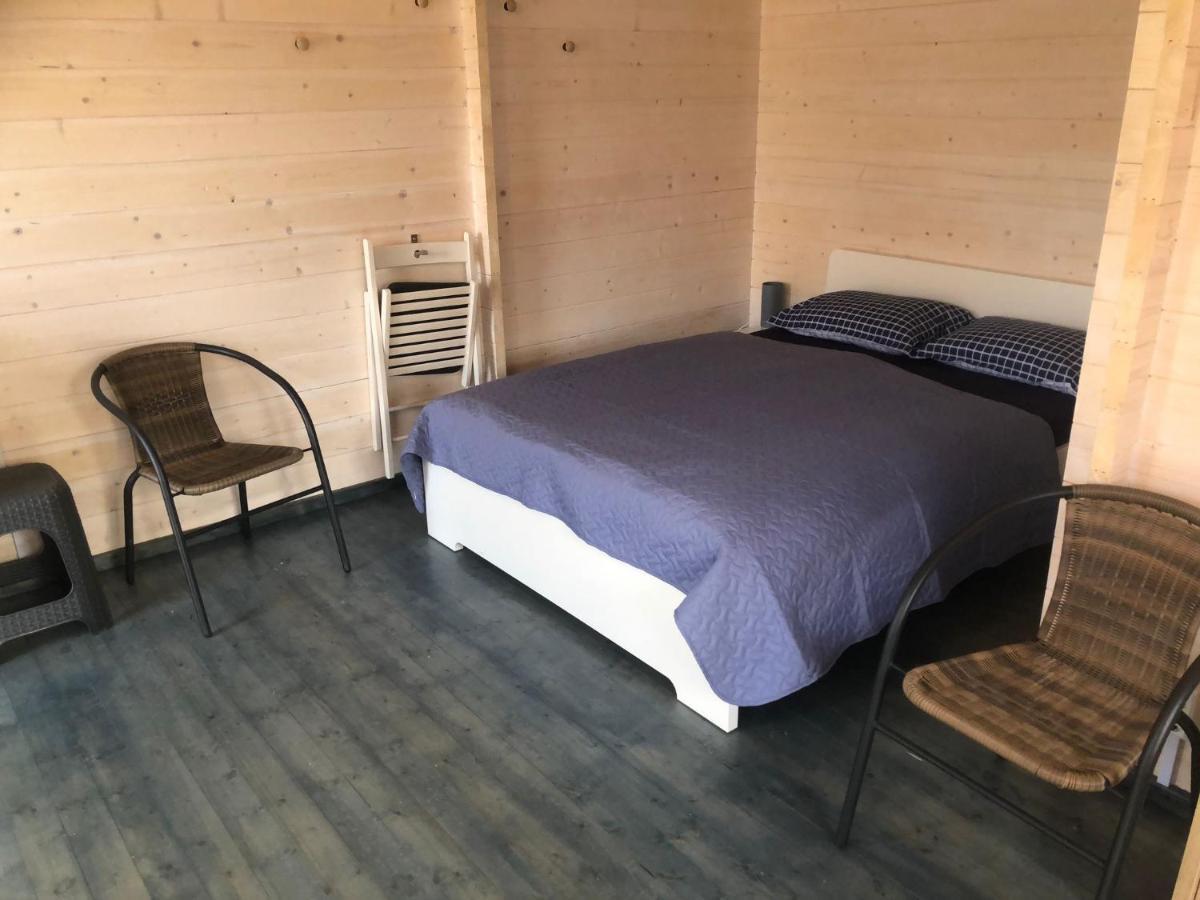 Womocamp Holzhuette 1 Hotel Saulkrasti Bagian luar foto